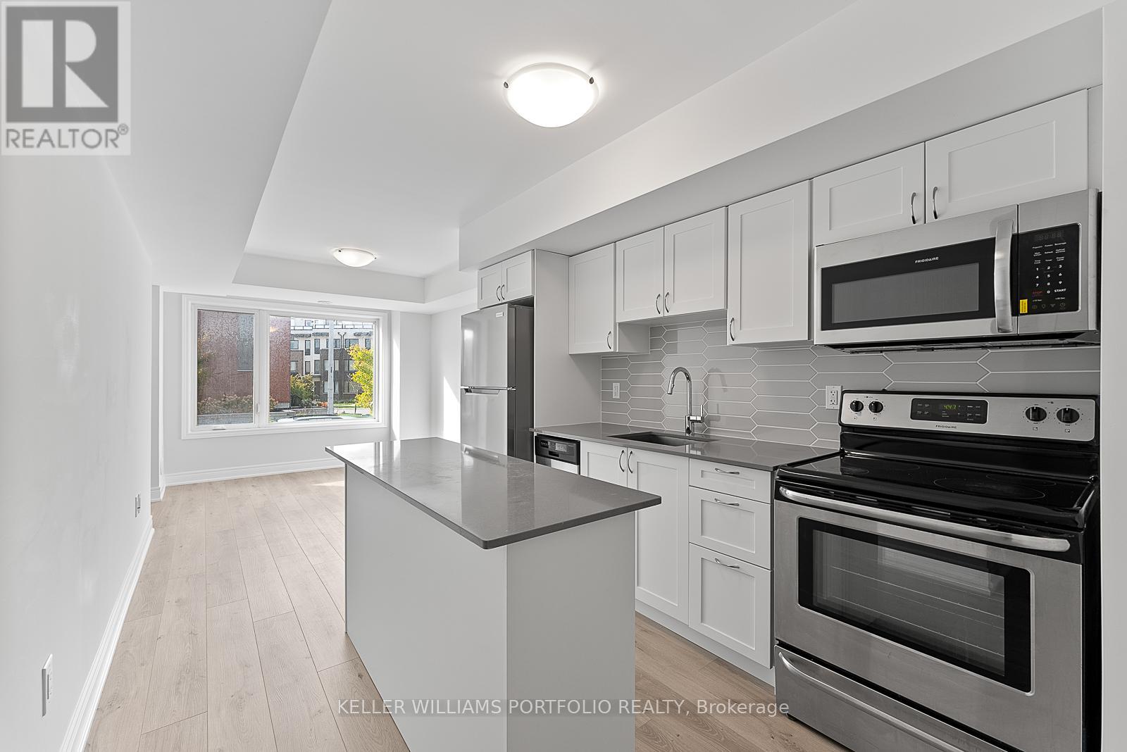 2 - 173 William Duncan Road, Toronto, Ontario  M3K 0B8 - Photo 17 - W12485132