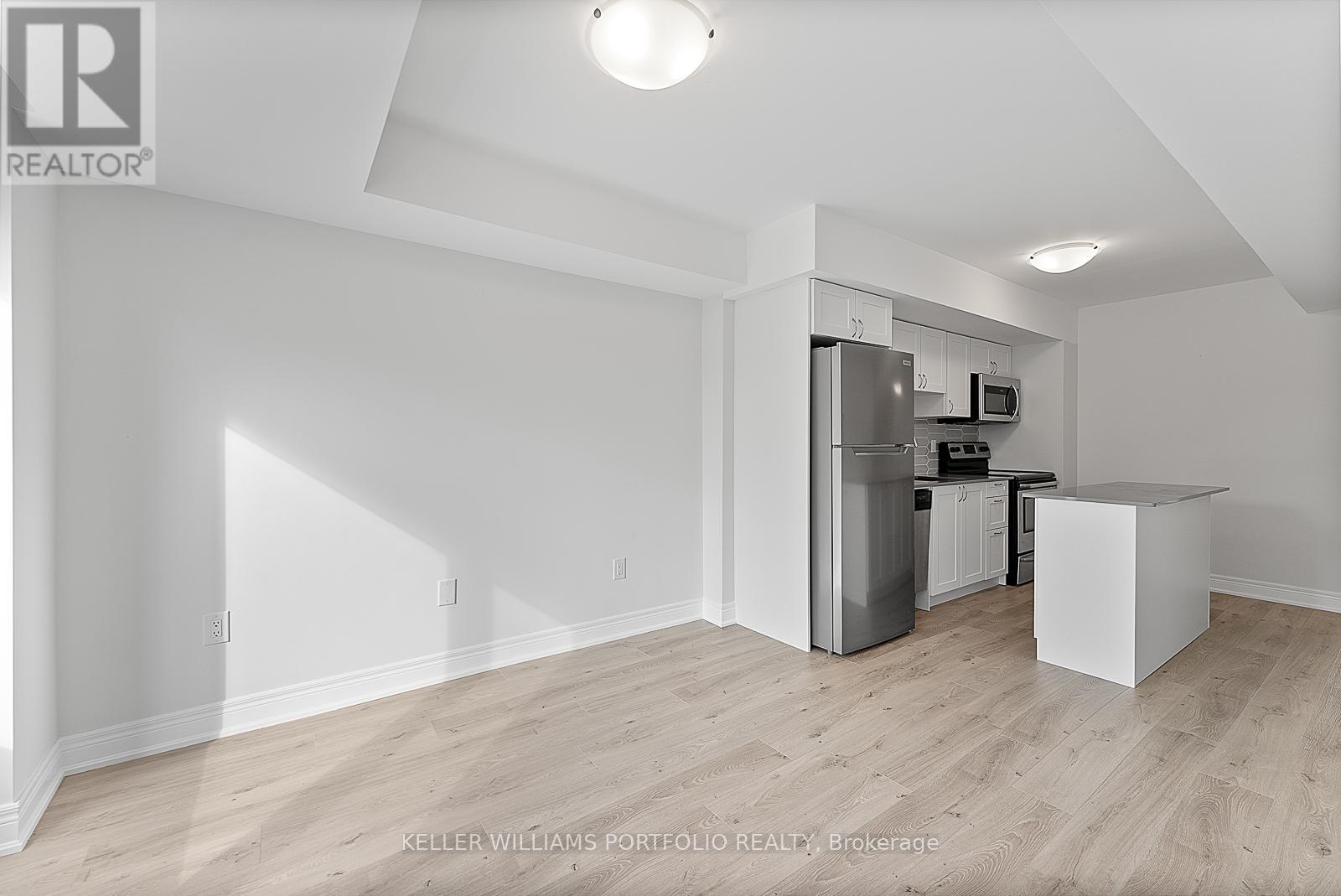 2 - 173 William Duncan Road, Toronto, Ontario  M3K 0B8 - Photo 9 - W12485132