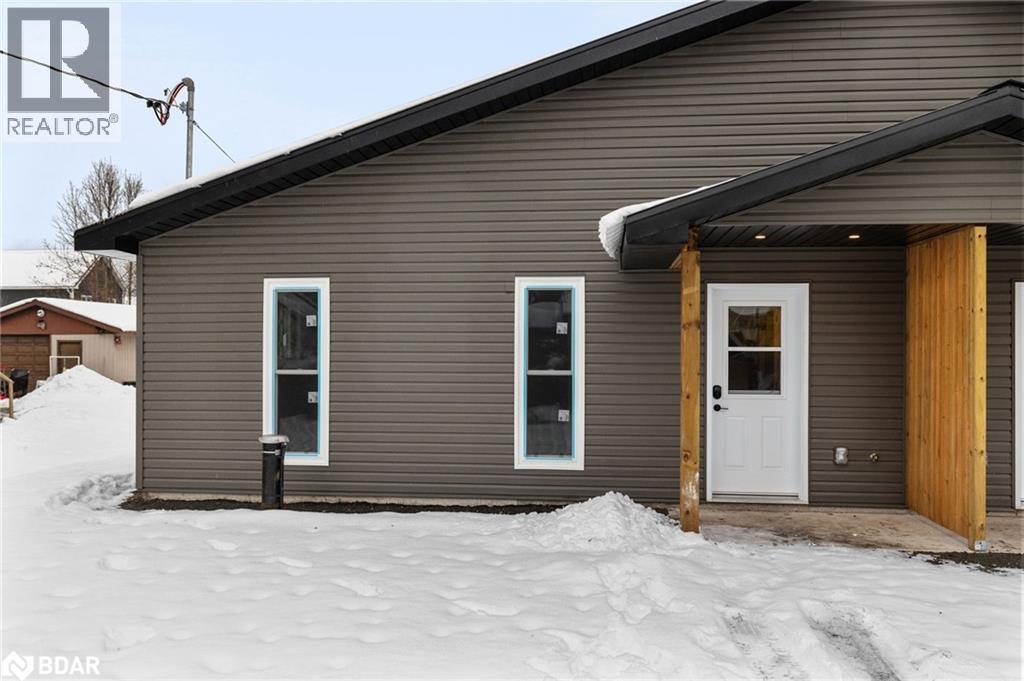 47 Creighton Street Unit# 1, Orillia, Ontario  L3V 1B1 - Photo 2 - 40783685