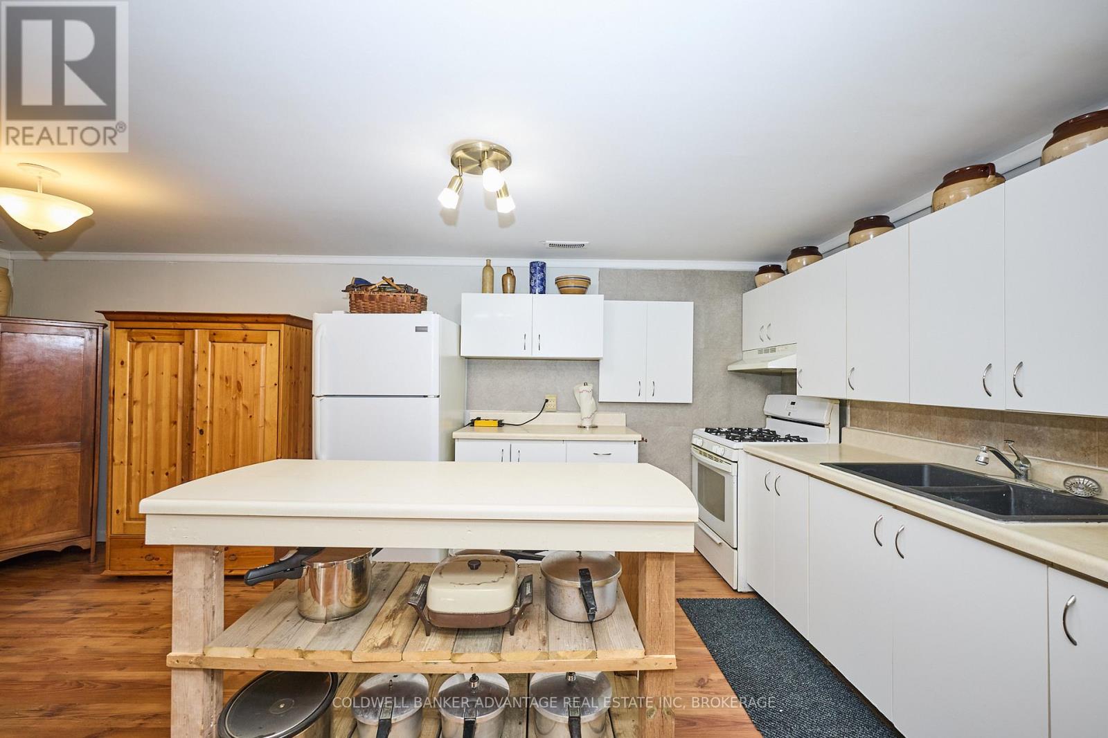 219 Fitch Street, Welland (Prince Charles), Ontario  L3C 4W3 - Photo 22 - X12485189