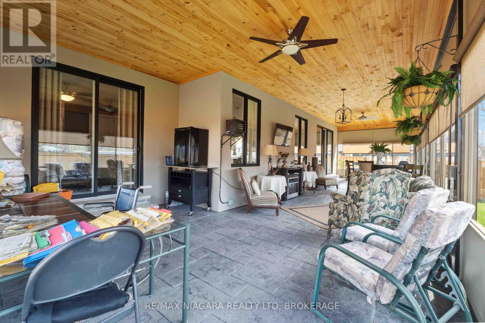 3555 Canfield Crescent, Fort Erie, Ontario  L0S 1S0 - Photo 12 - X12485250