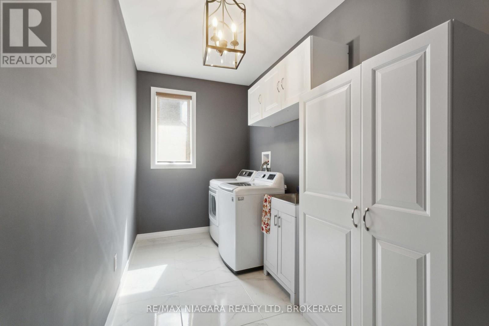 3555 Canfield Crescent, Fort Erie, Ontario  L0S 1S0 - Photo 17 - X12485250