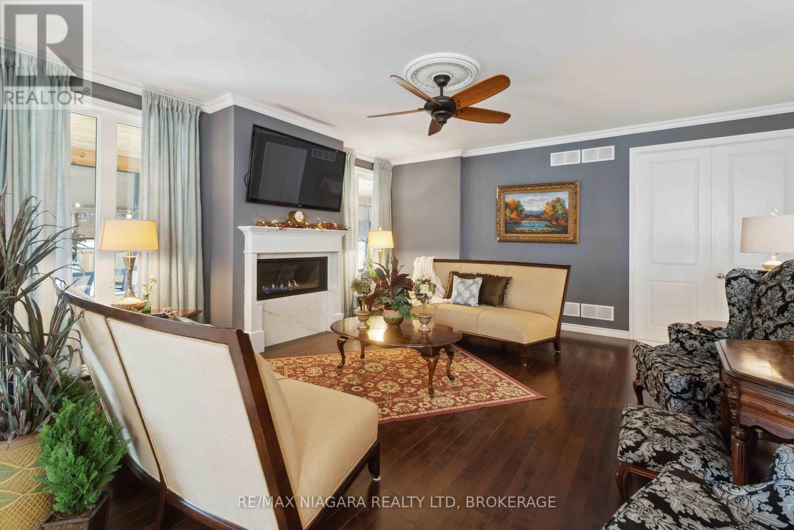 3555 Canfield Crescent, Fort Erie, Ontario  L0S 1S0 - Photo 9 - X12485250