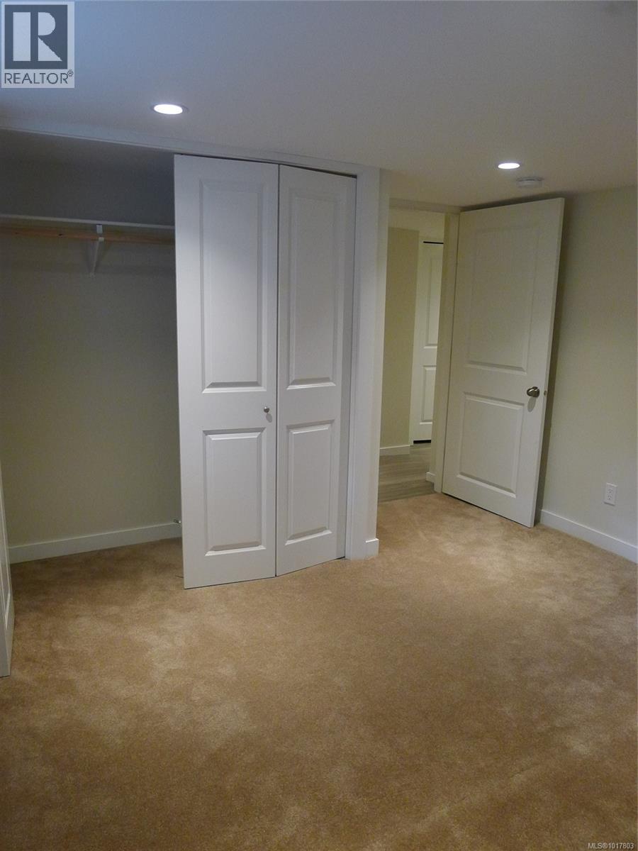 2783 Murray Dr, Saanich, British Columbia  V9A 2S4 - Photo 31 - 1017803