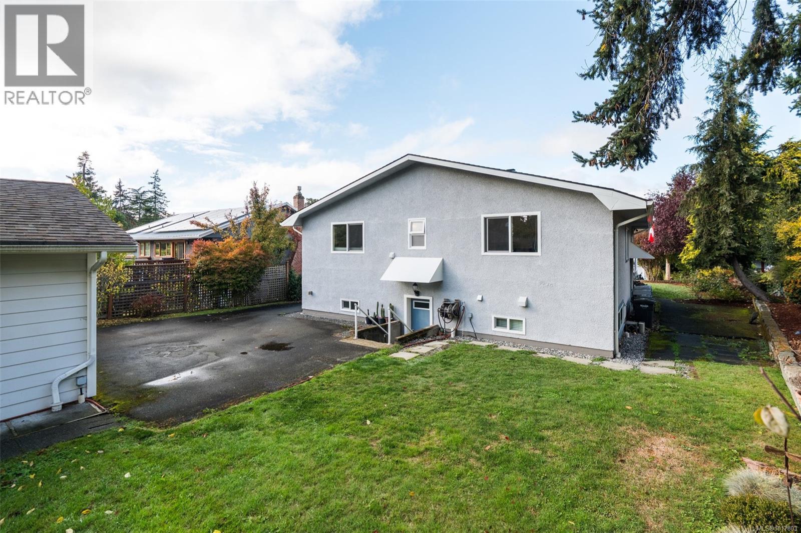 2783 Murray Dr, Saanich, British Columbia  V9A 2S4 - Photo 41 - 1017803