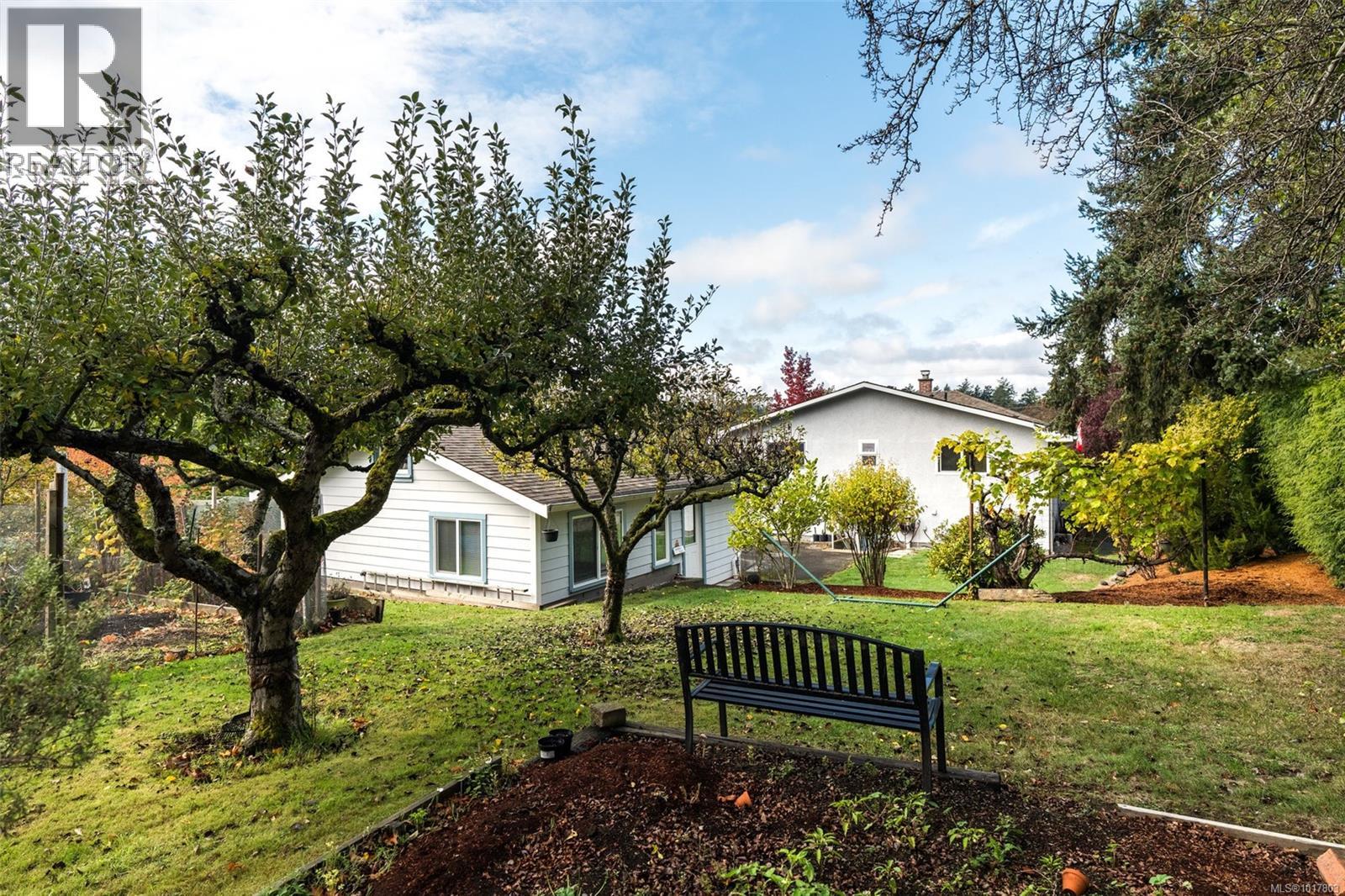 2783 Murray Dr, Saanich, British Columbia  V9A 2S4 - Photo 45 - 1017803