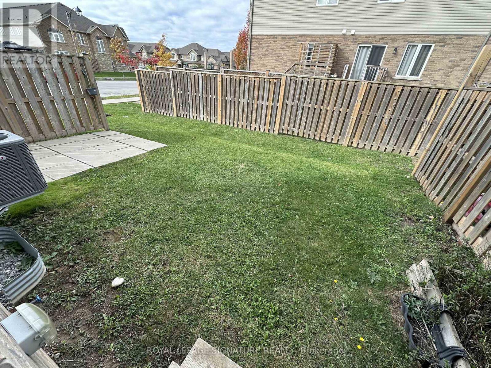 40 Kingsborough Dr Drive, Hamilton, Ontario  L0R 1P0 - Photo 18 - X12485126