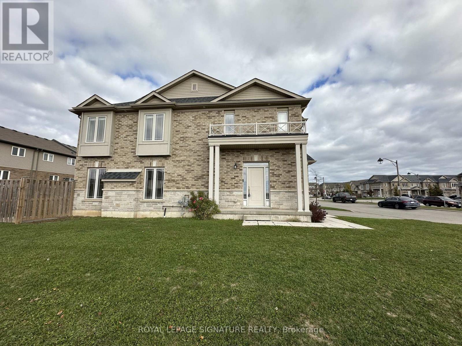 40 Kingsborough Dr Drive, Hamilton, Ontario  L0R 1P0 - Photo 4 - X12485126
