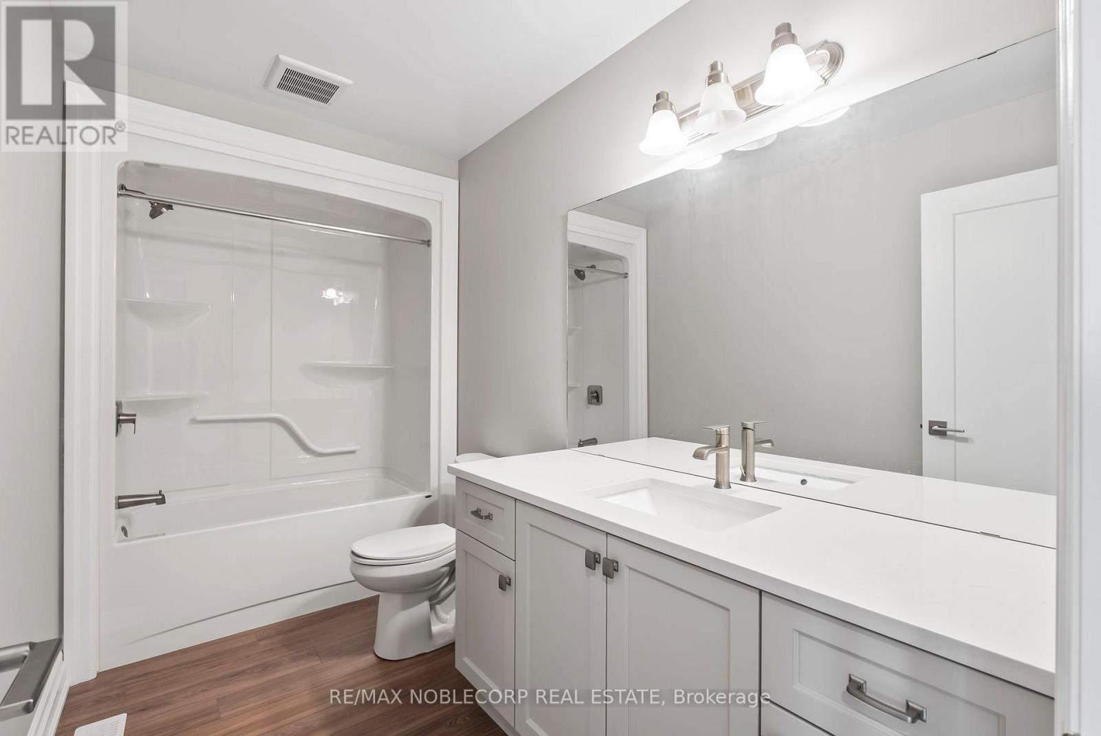 237 Jackson Street E, West Grey, Ontario  N0G 1R0 - Photo 26 - X12485153