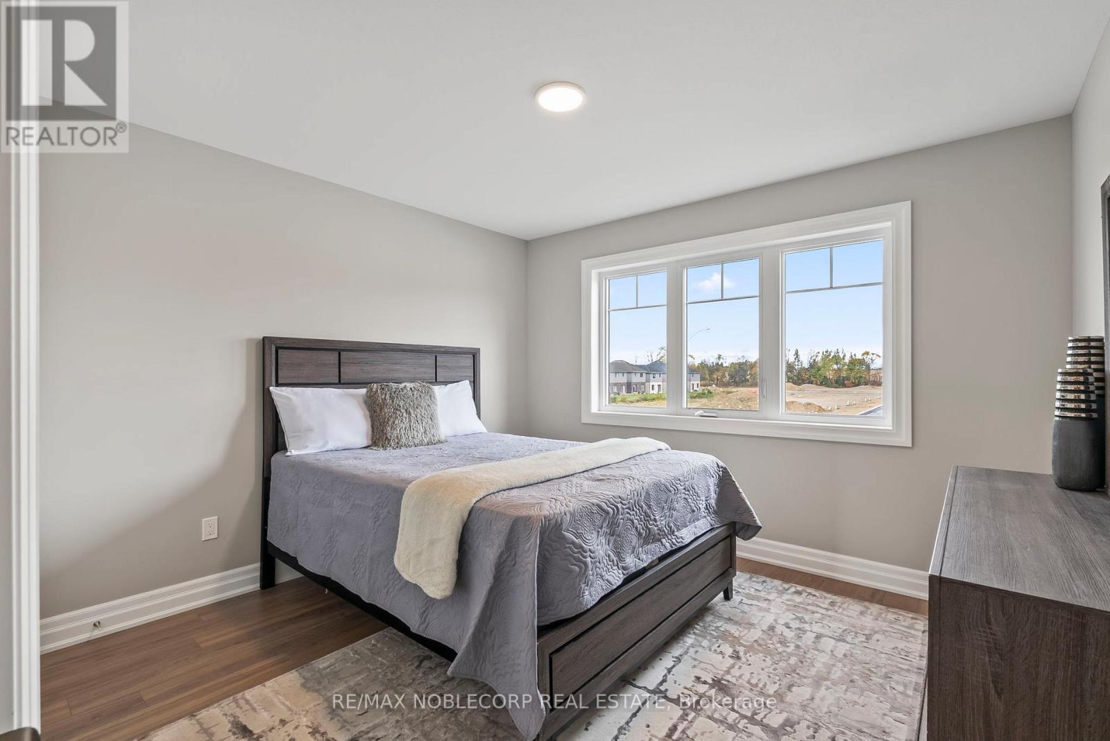 237 Jackson Street E, West Grey, Ontario  N0G 1R0 - Photo 27 - X12485153