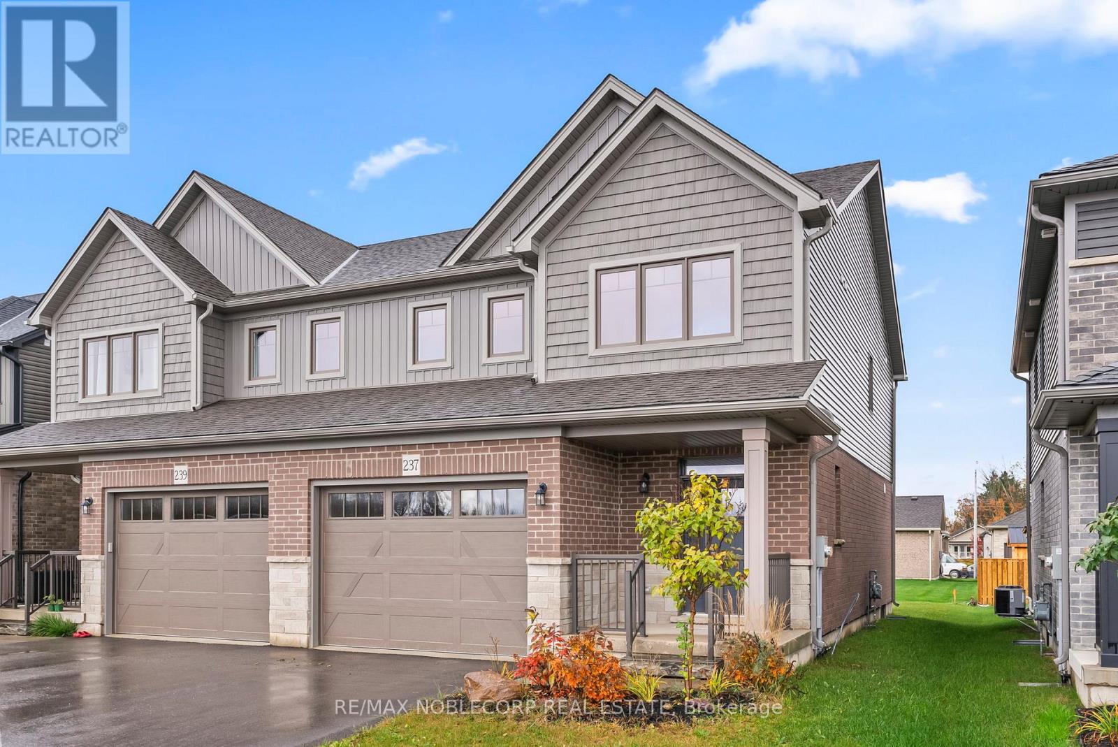 237 Jackson Street E, West Grey, Ontario  N0G 1R0 - Photo 3 - X12485153