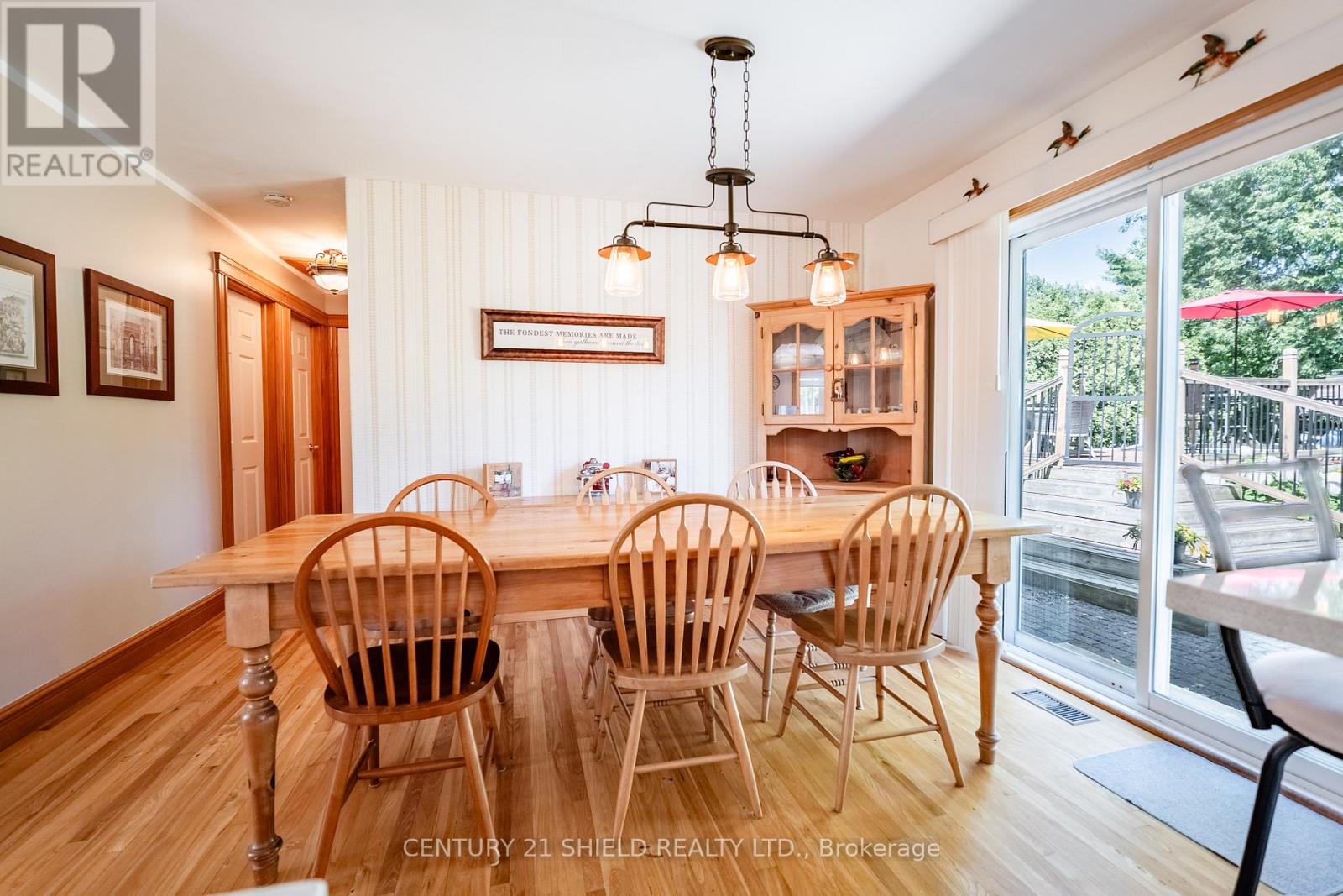 14215 County Rd 2 Highway, South Stormont, Ontario  K0C 1M0 - Photo 16 - X12485263