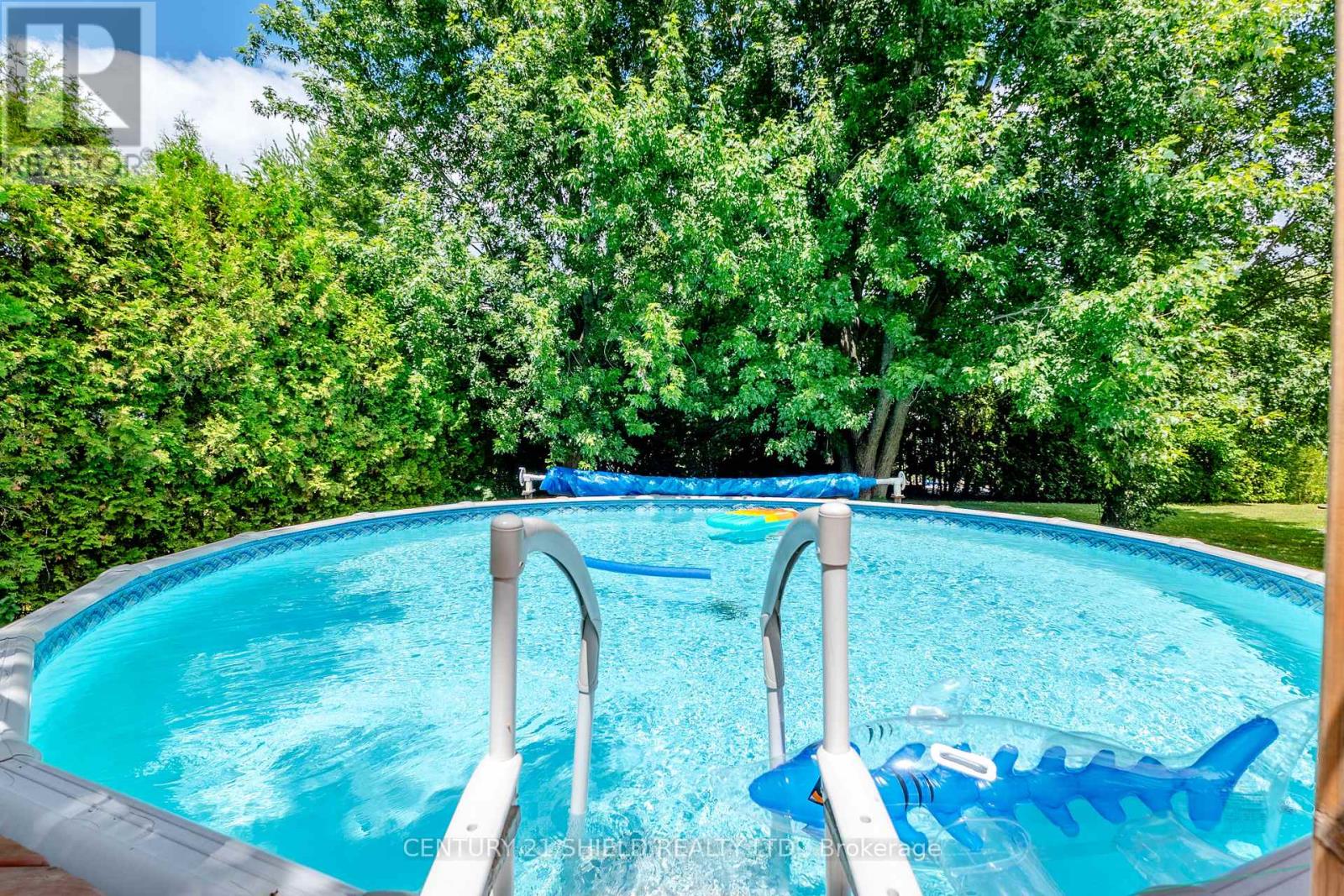 14215 County Rd 2 Highway, South Stormont, Ontario  K0C 1M0 - Photo 8 - X12485263