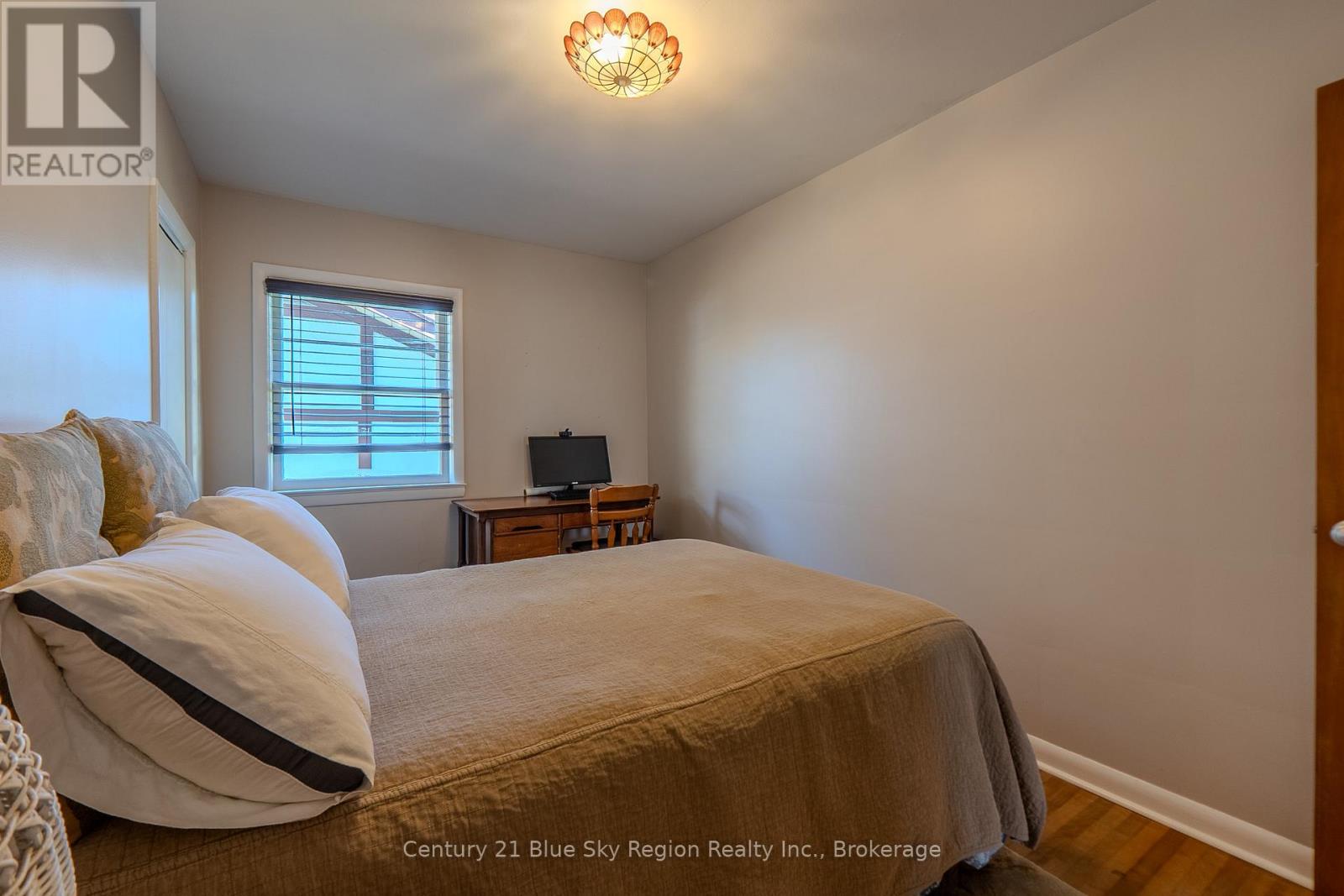 338 Edward Street, Powassan, Ontario  P0H 1Z0 - Photo 18 - X12485249