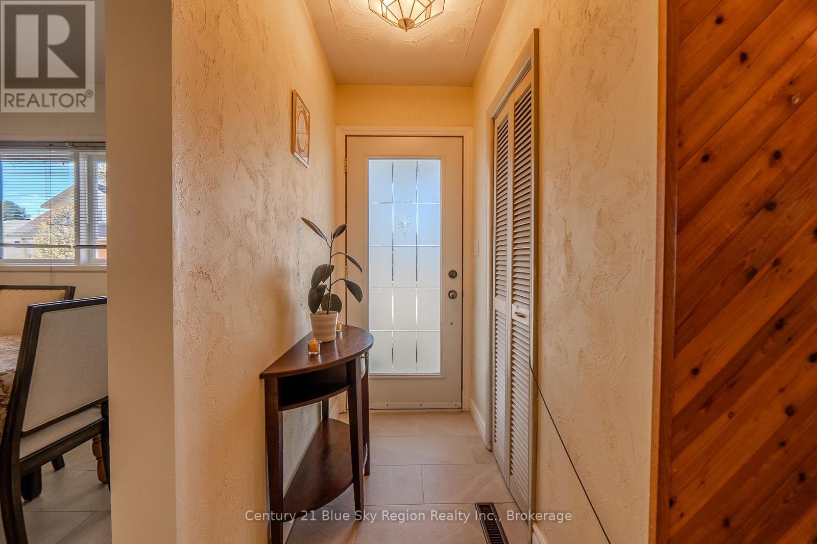 338 Edward Street, Powassan, Ontario  P0H 1Z0 - Photo 12 - X12485249