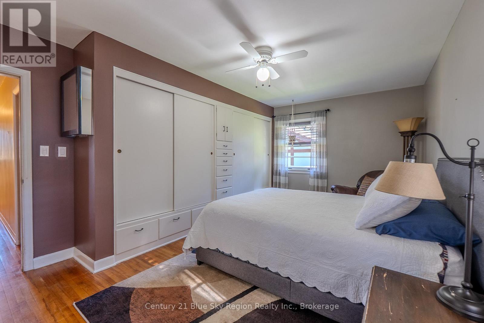 338 Edward Street, Powassan, Ontario  P0H 1Z0 - Photo 15 - X12485249