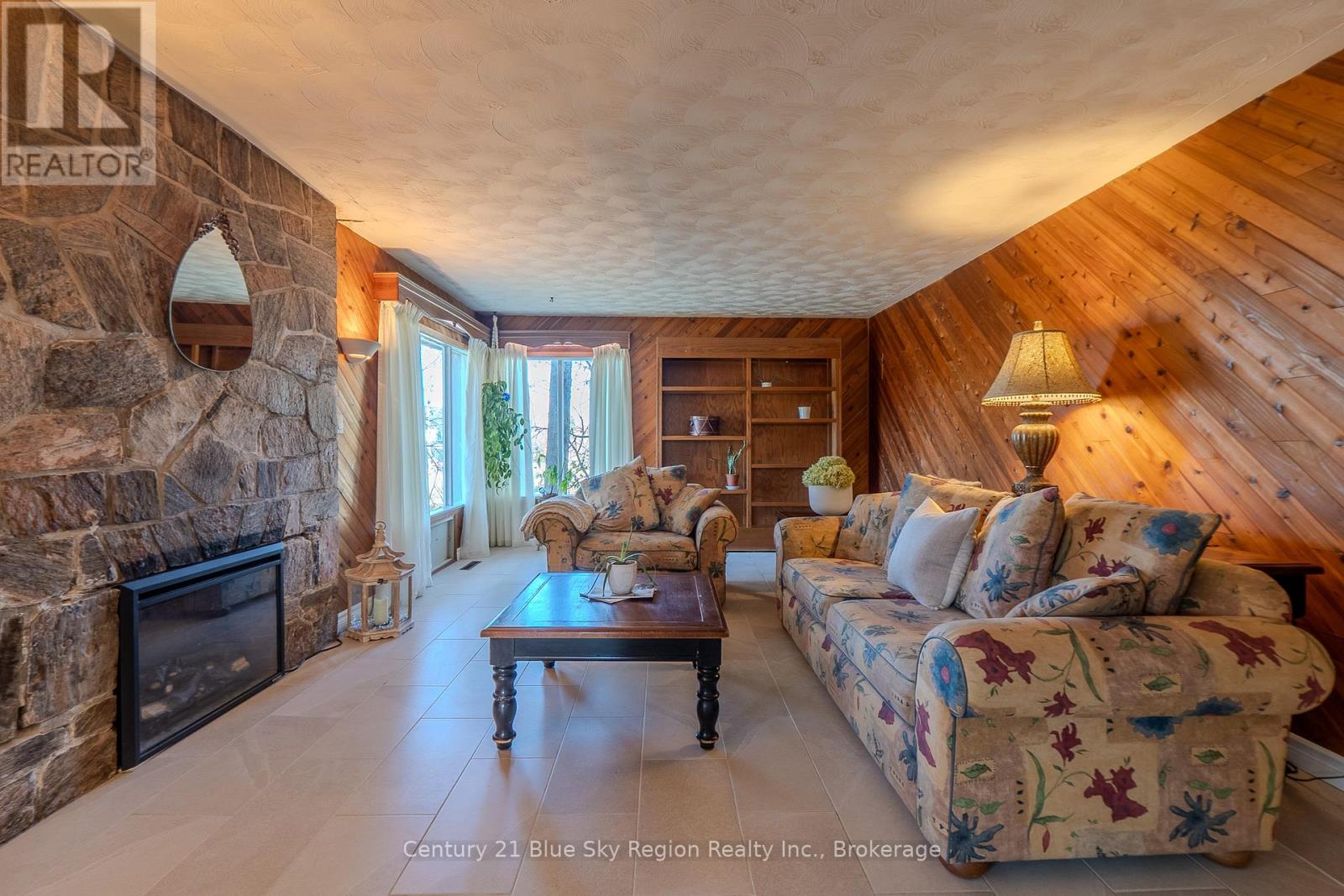 338 Edward Street, Powassan, Ontario  P0H 1Z0 - Photo 6 - X12485249