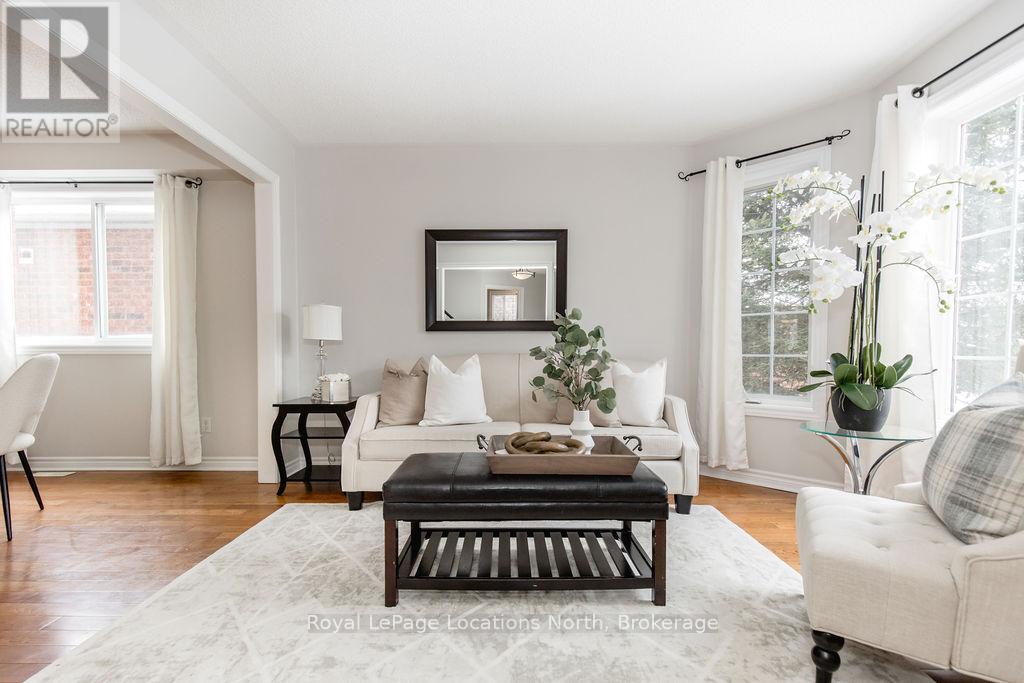 45 Holly Meadow Road, Barrie, Ontario  L4N 0E2 - Photo 6 - S12485271