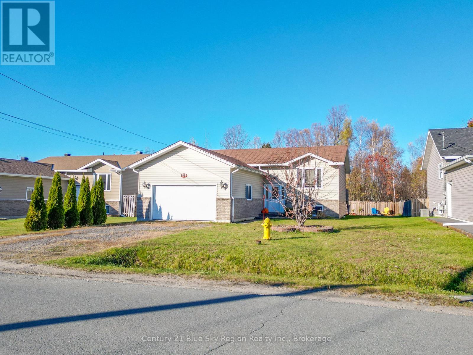 557 Demers Street, West Nipissing (Sturgeon Falls), Ontario  P2B 0A1 - Photo 33 - X12485301