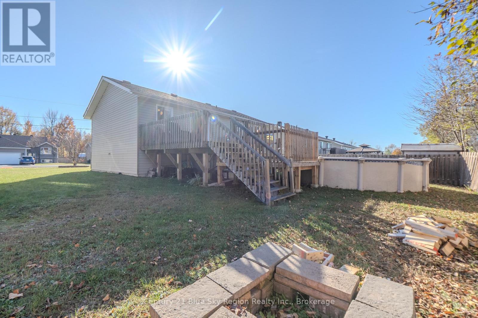 557 Demers Street, West Nipissing (Sturgeon Falls), Ontario  P2B 0A1 - Photo 39 - X12485301