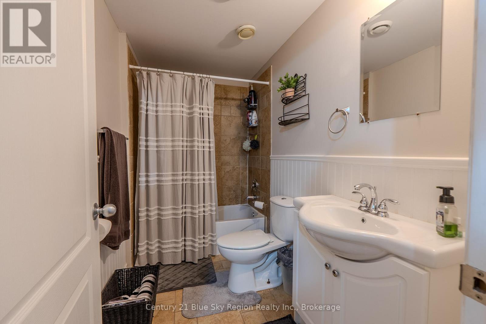 557 Demers Street, West Nipissing (Sturgeon Falls), Ontario  P2B 0A1 - Photo 30 - X12485301