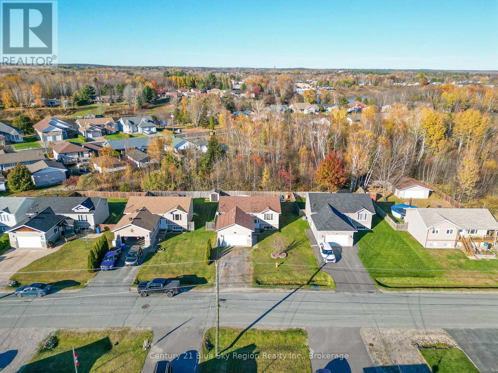 557 Demers Street, West Nipissing (Sturgeon Falls), Ontario  P2B 0A1 - Photo 44 - X12485301