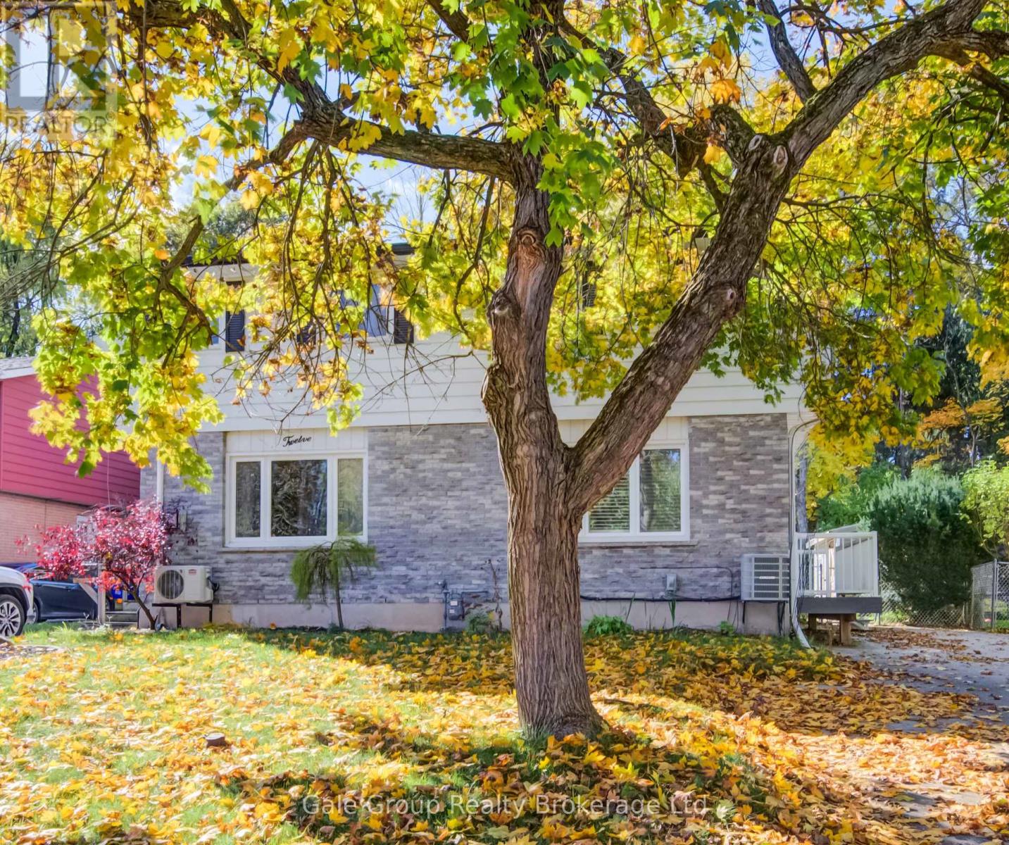 10 Innes Place, Woodstock, Ontario  N4S 8N1 - Photo 2 - X12485165