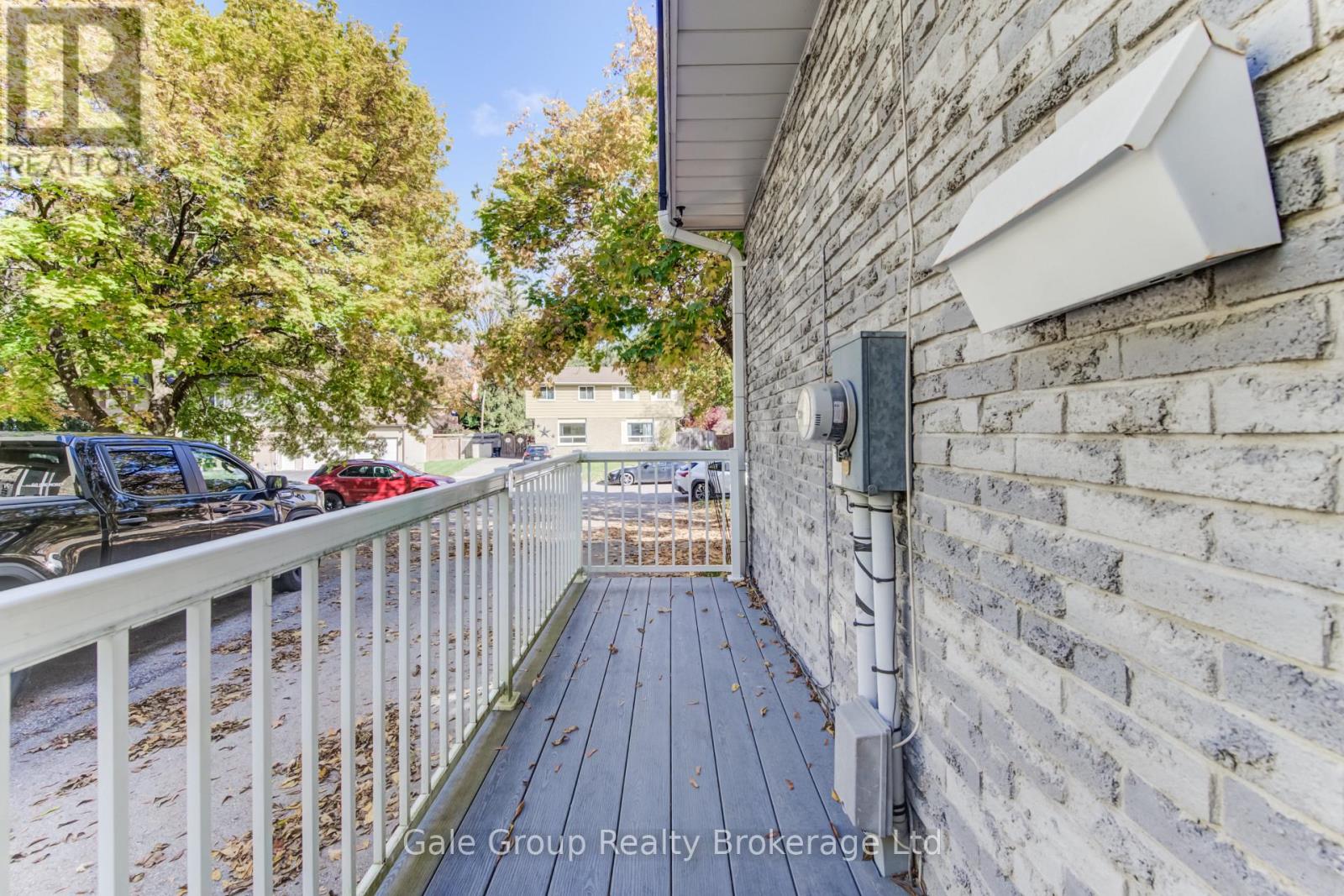 10 Innes Place, Woodstock, Ontario  N4S 8N1 - Photo 5 - X12485165