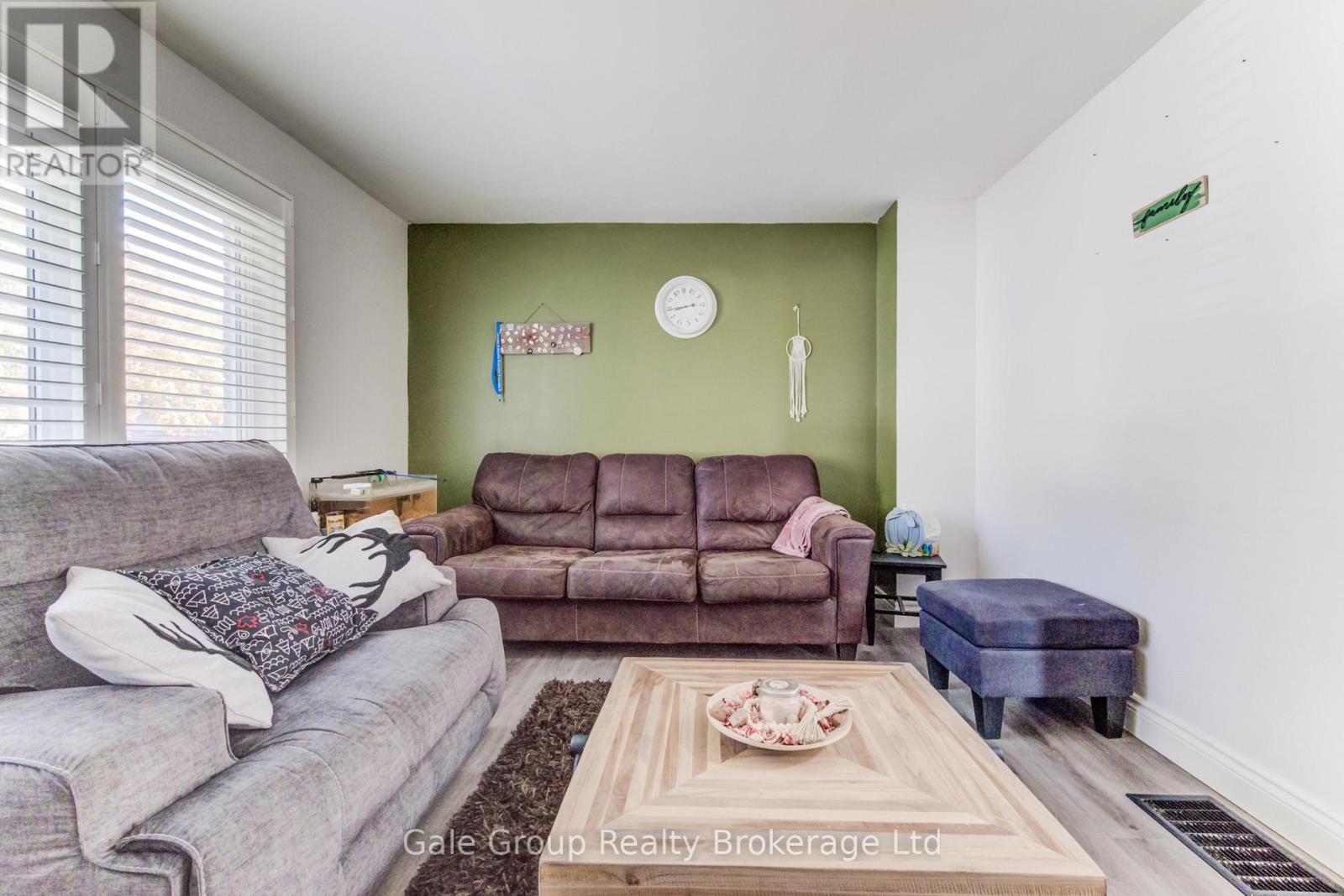 10 Innes Place, Woodstock, Ontario  N4S 8N1 - Photo 9 - X12485165