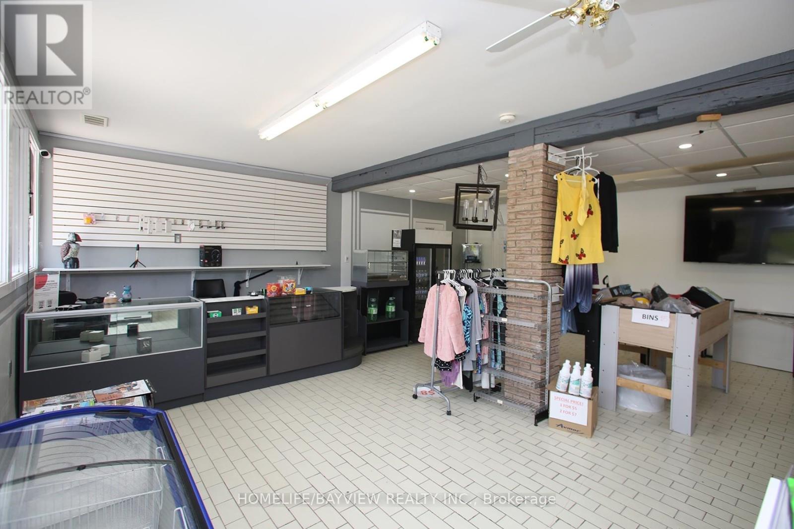 2nd Flr - 9 Bridge Street, Kawartha Lakes, Ontario  K0M 1N0 - Photo 14 - X12485027