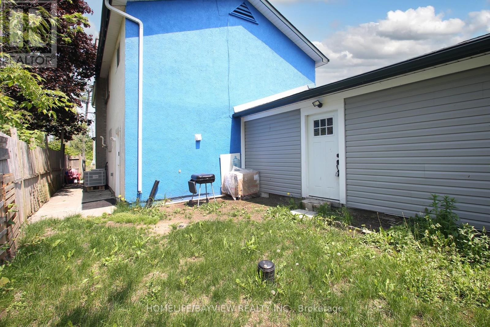 2nd Flr - 9 Bridge Street, Kawartha Lakes, Ontario  K0M 1N0 - Photo 43 - X12485027