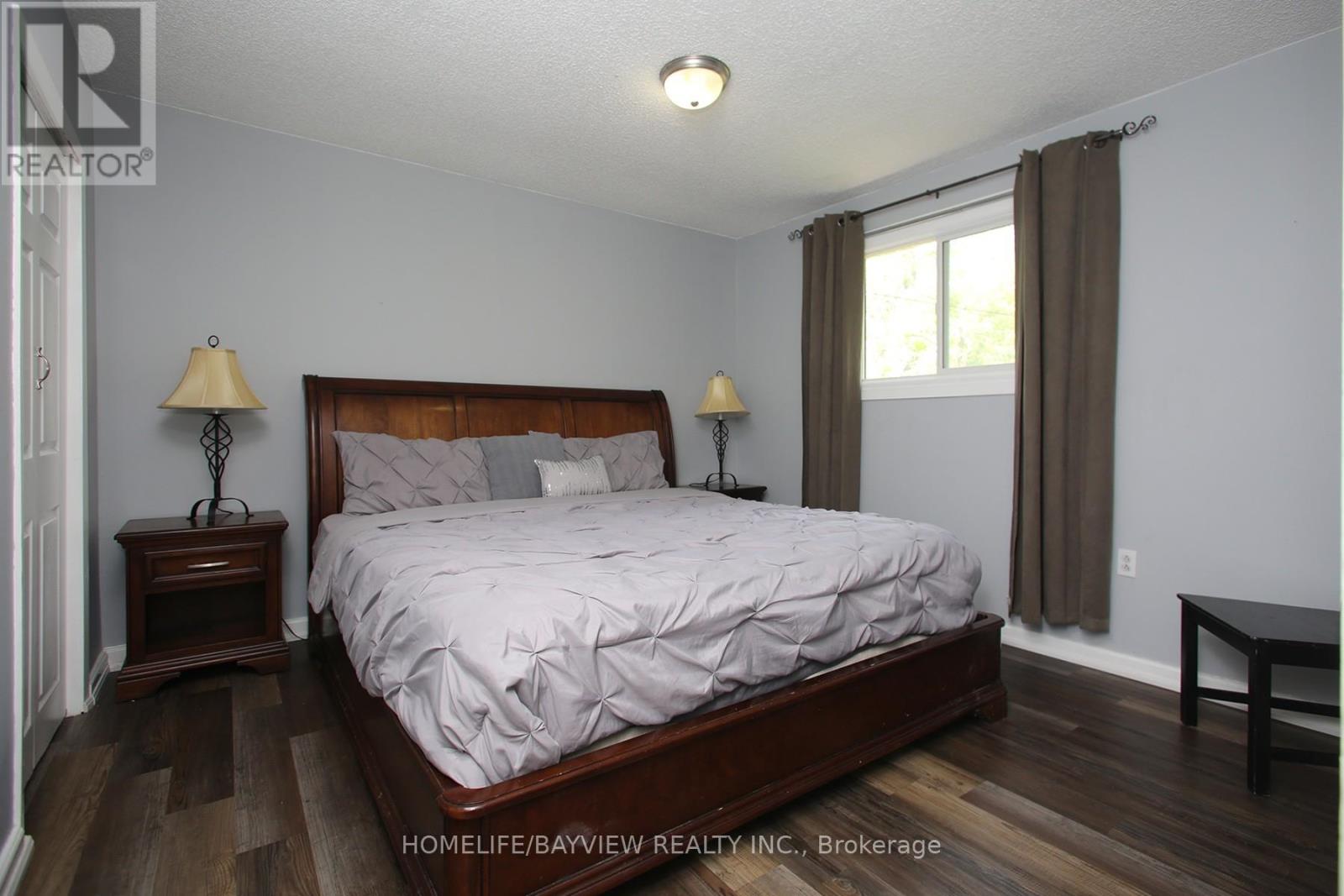 2nd Flr - 9 Bridge Street, Kawartha Lakes, Ontario  K0M 1N0 - Photo 20 - X12485027