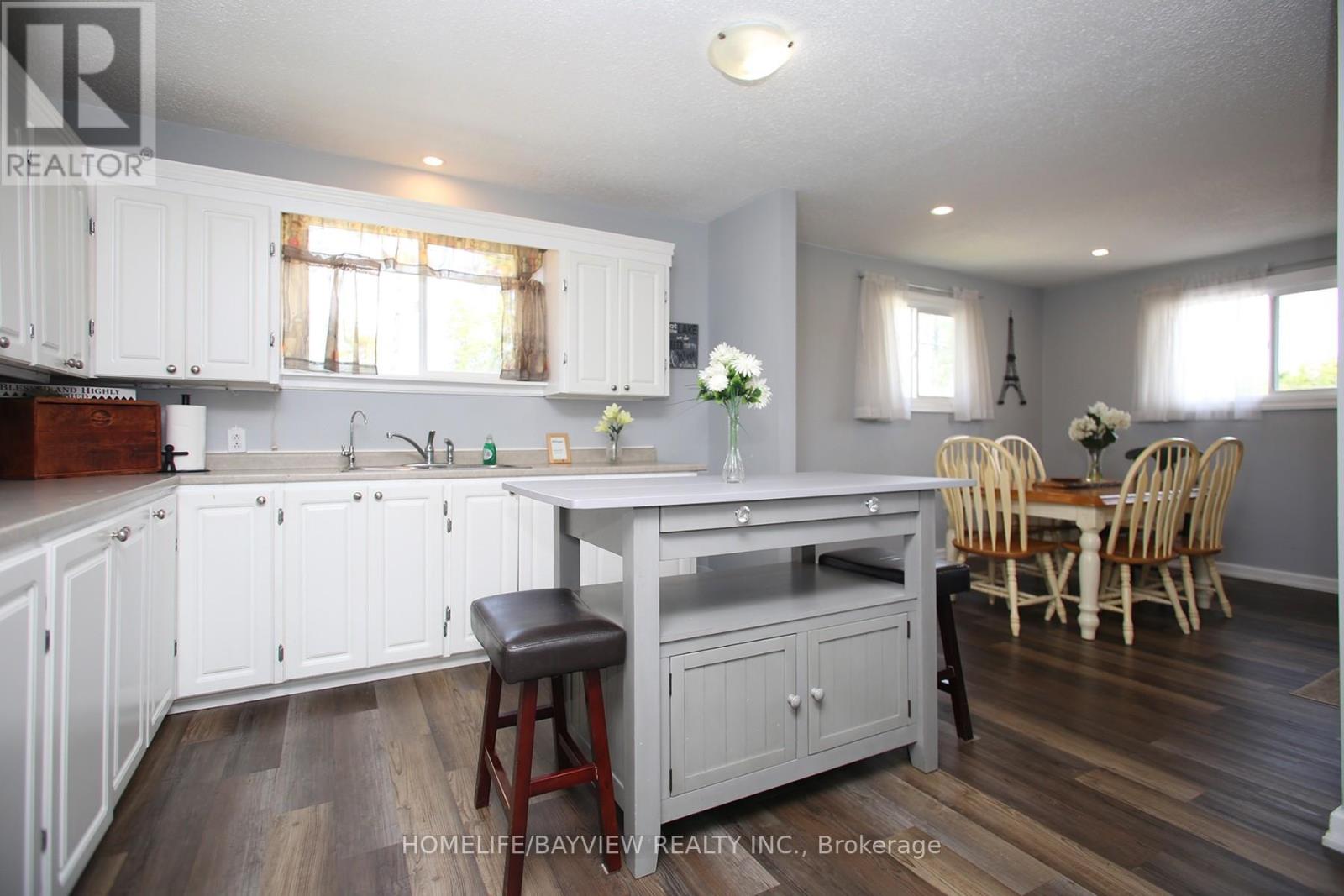 Grndflr - 9 Bridge Street, Kawartha Lakes, Ontario  K0M 1N0 - Photo 11 - X12485029