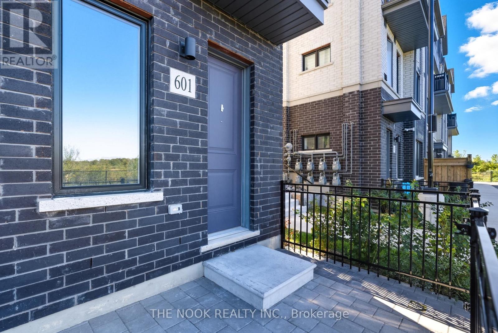 601 - 160 Densmore Road, Cobourg, Ontario  K9A 4J9 - Photo 2 - X12443726