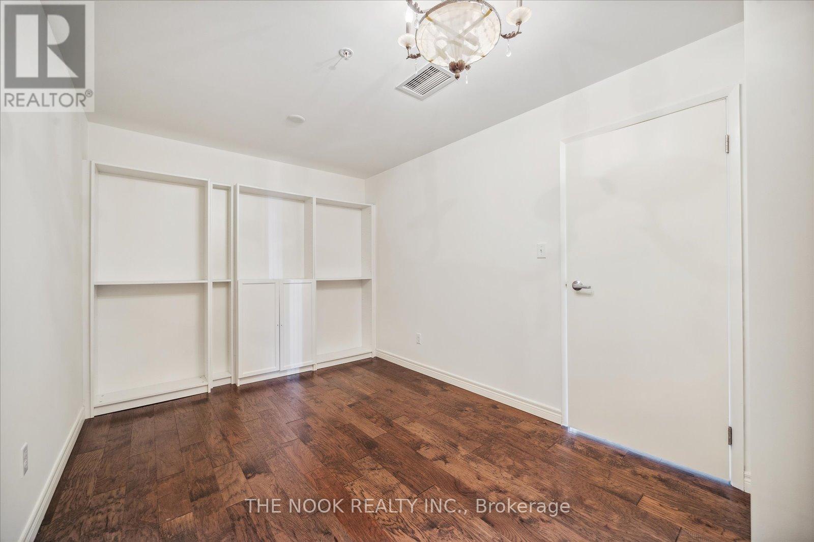 308 - 38 Walton Street, Port Hope, Ontario  L1A 1N1 - Photo 14 - X12465554