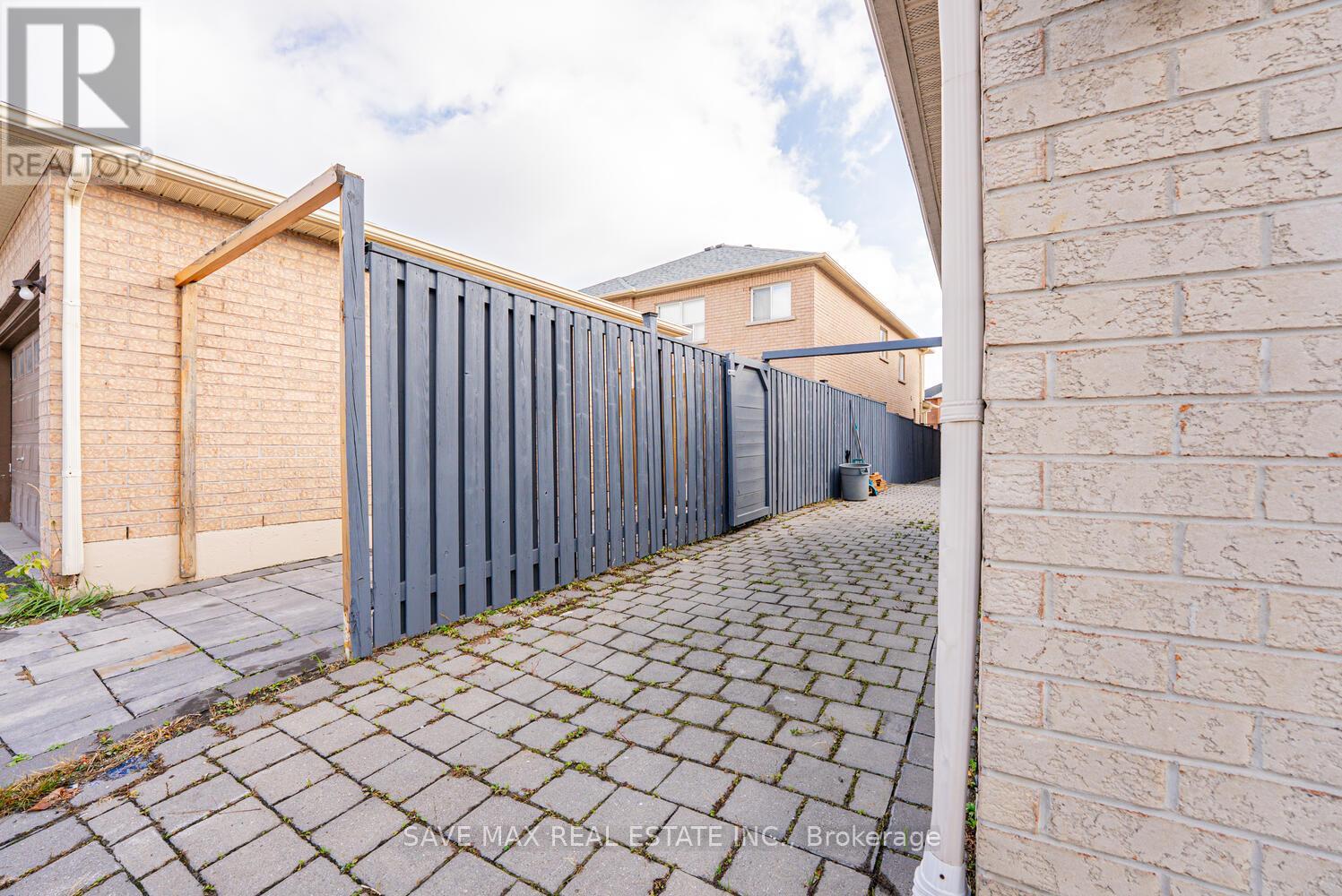 Bsmt - 40 Ed Quigg Way, Vaughan, Ontario  L4H 2S1 - Photo 26 - N12474109