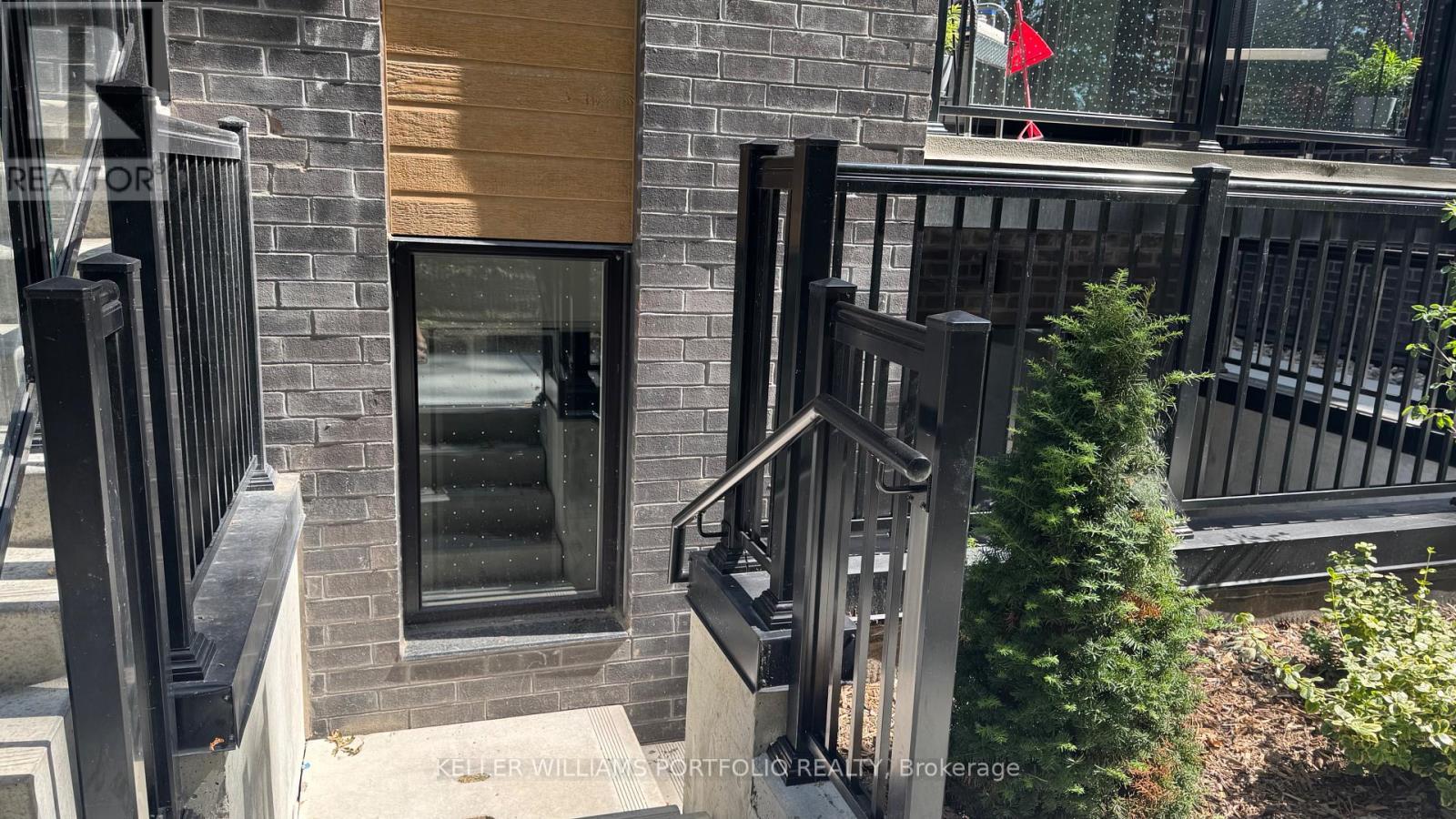 20 - 172 CLONMORE DRIVE, Toronto, Ontario