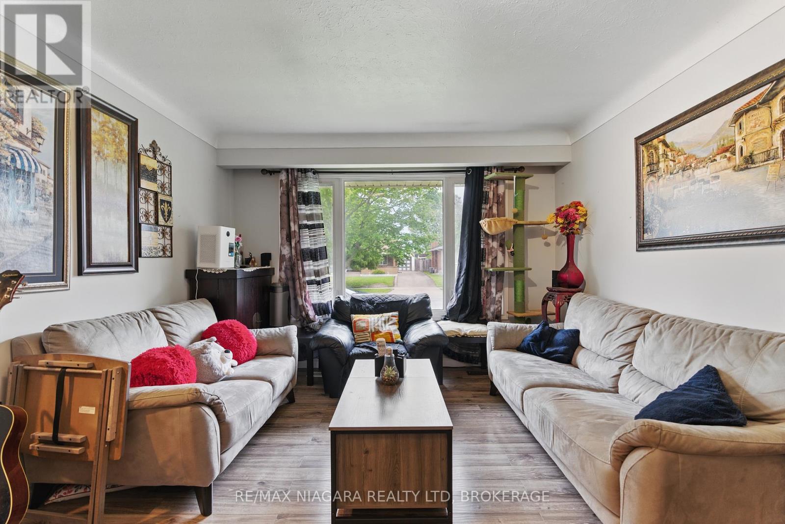 204 Hildred Street, Welland, Ontario  L3B 1N1 - Photo 8 - X12448874