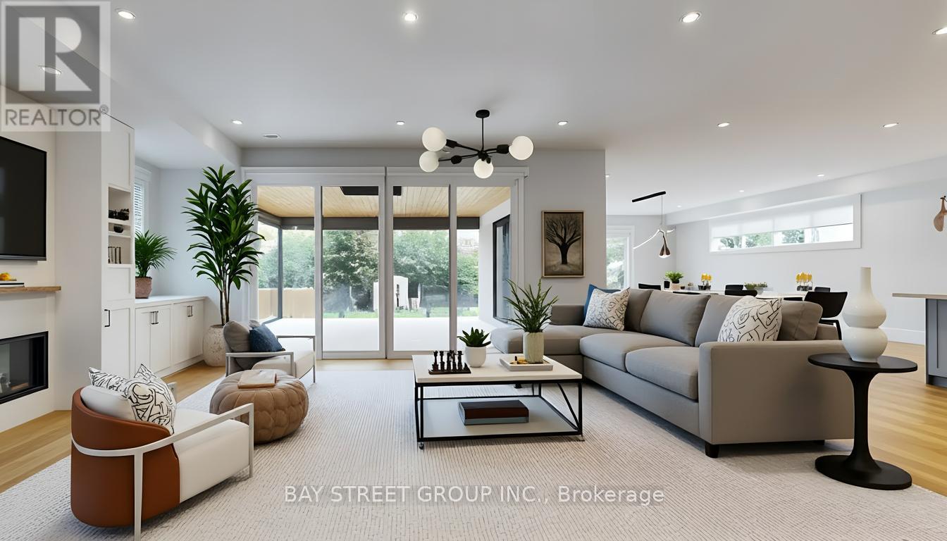 2267 Fifth Line W, Mississauga, Ontario  L5K 1V7 - Photo 3 - W12454521