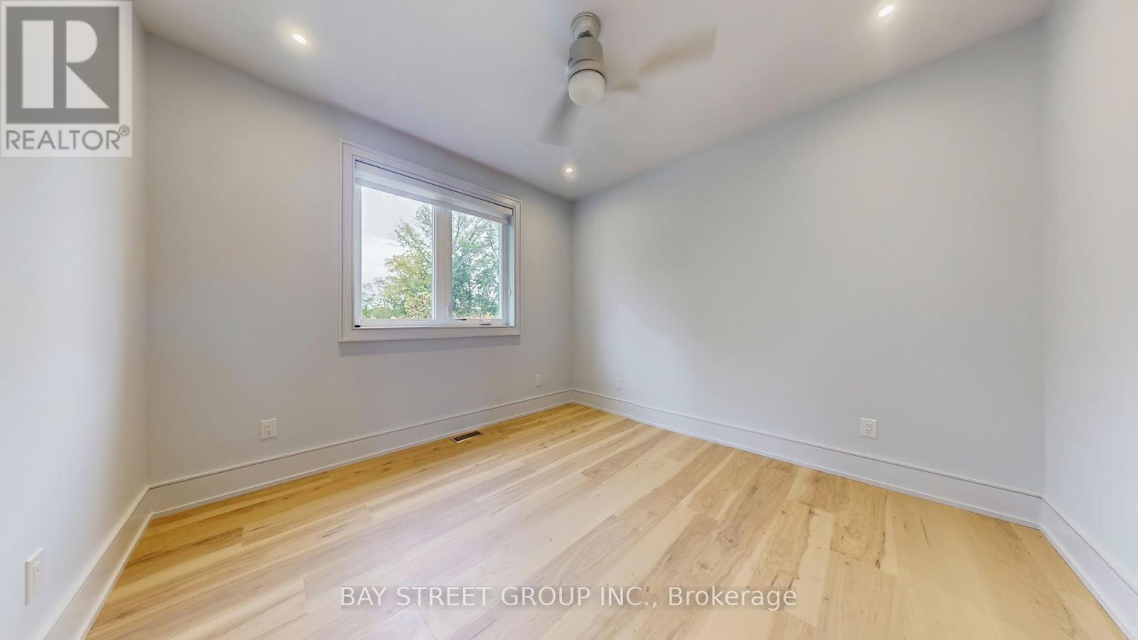 2267 Fifth Line W, Mississauga, Ontario  L5K 1V7 - Photo 31 - W12454521