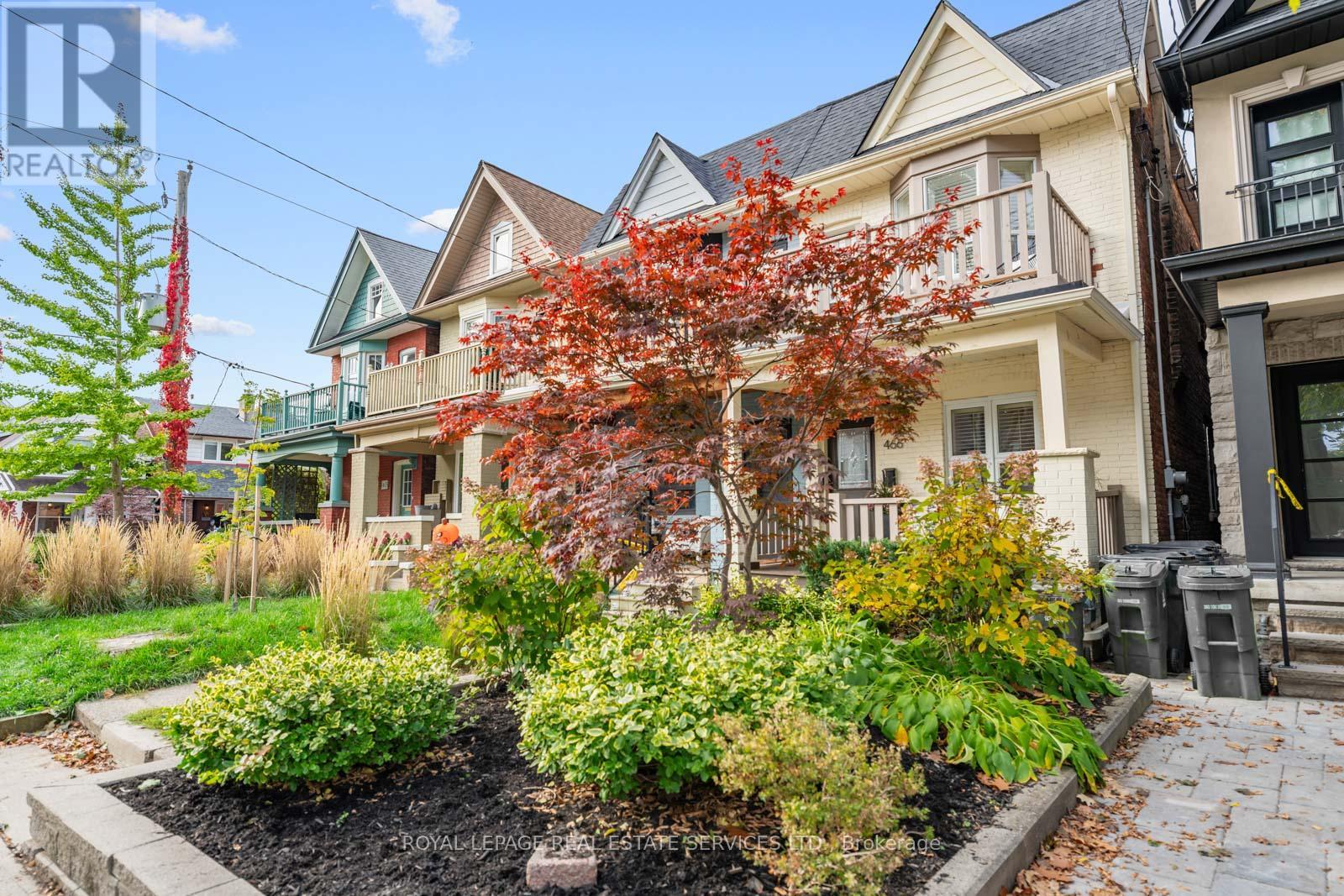 466 Beresford Avenue, Toronto, Ontario  M6S 3B7 - Photo 2 - W12483502