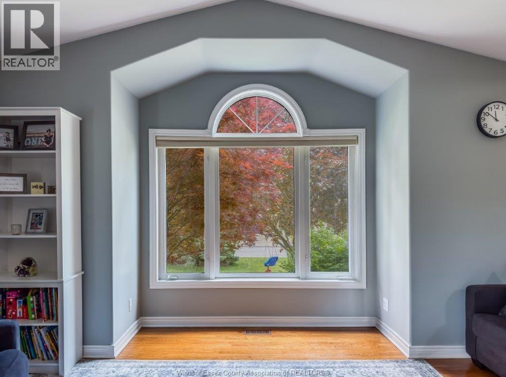 665 Delaware, Lasalle, Ontario  N9J 3J8 - Photo 6 - 25027330