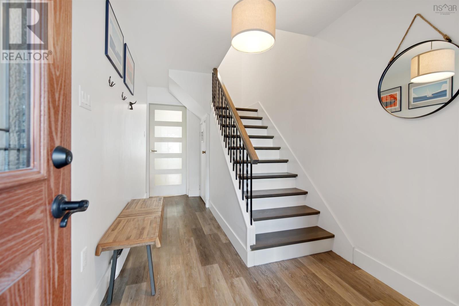 5551 Sentinel Square, Halifax, Nova Scotia  B3K 4A8 - Photo 3 - 202525778