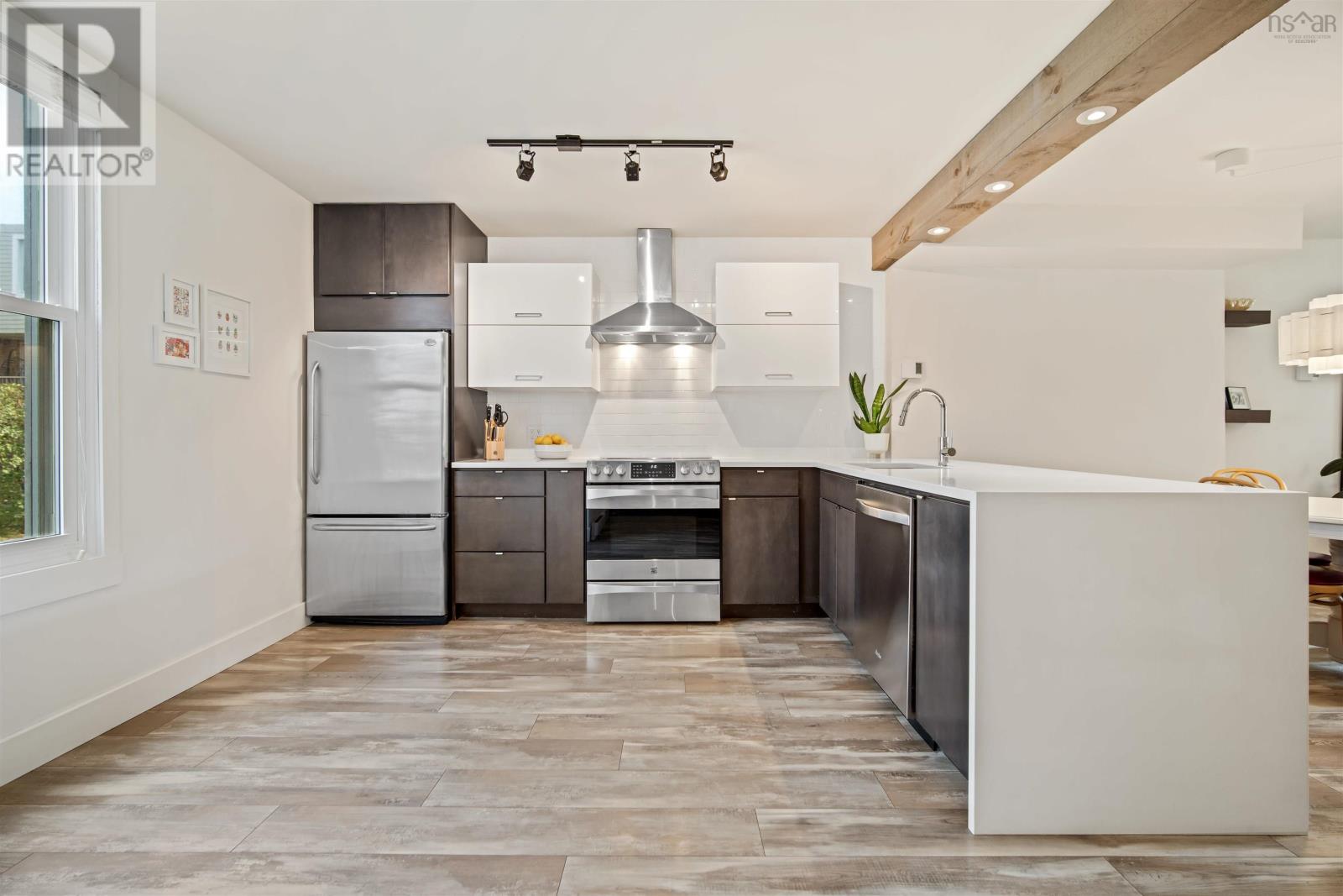 5551 Sentinel Square, Halifax, Nova Scotia  B3K 4A8 - Photo 7 - 202525778