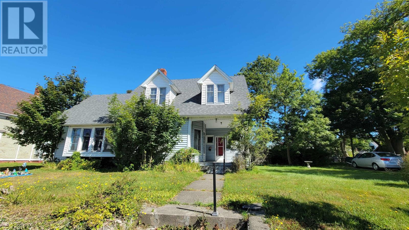 18 Parade Street, Yarmouth, Nova Scotia  B5A 3A4 - Photo 2 - 202526728