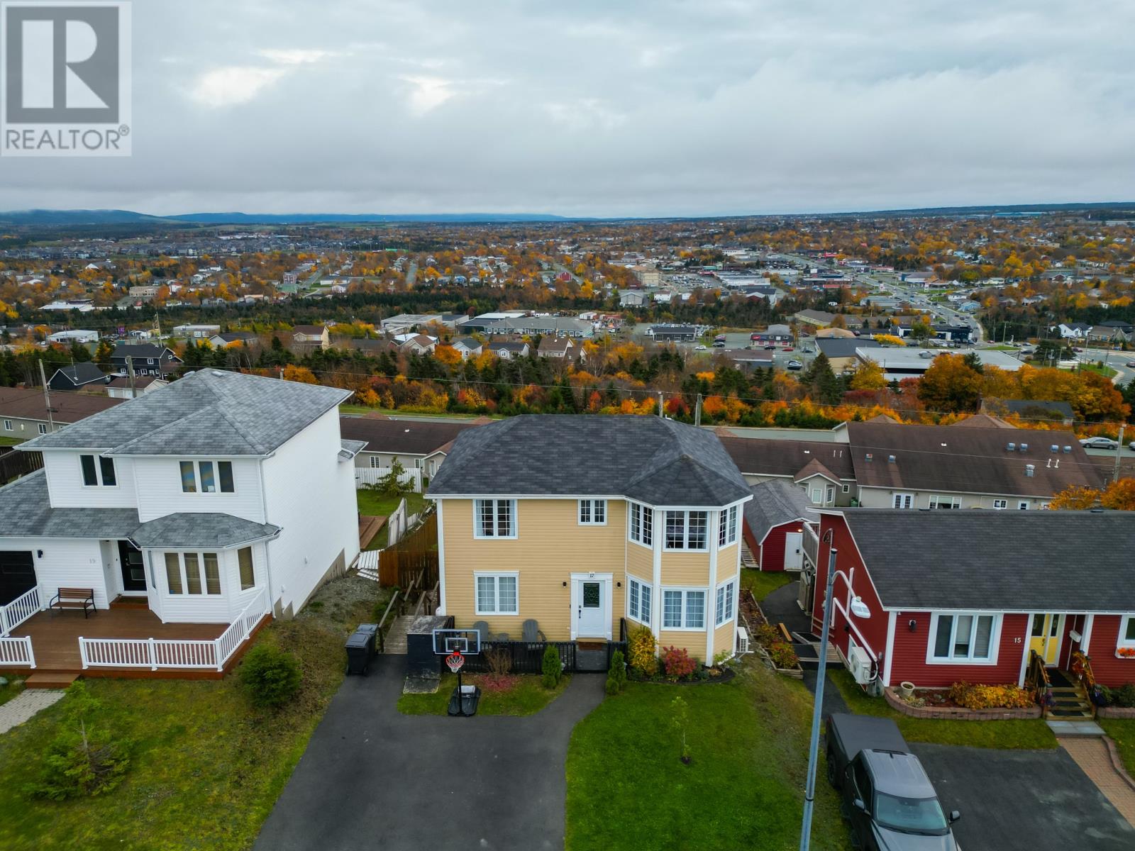 17 Dunluce Crescent, Mount Pearl, Newfoundland & Labrador  A1N 5H9 - Photo 3 - 1292060