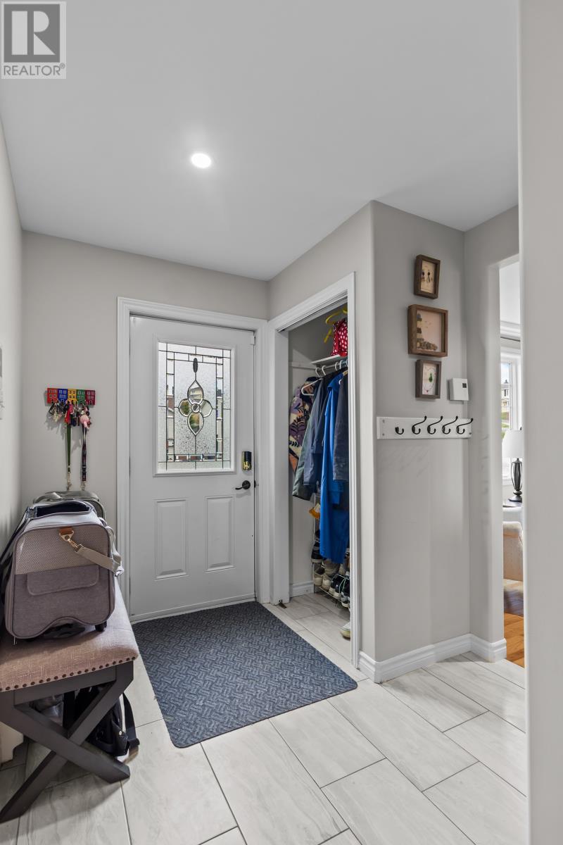 17 Dunluce Crescent, Mount Pearl, Newfoundland & Labrador  A1N 5H9 - Photo 6 - 1292060