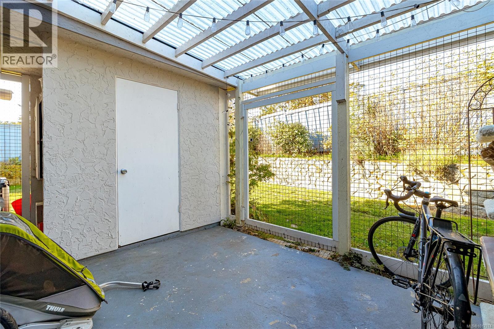 932 Market St, Victoria, British Columbia  V8T 2E9 - Photo 24 - 1017974