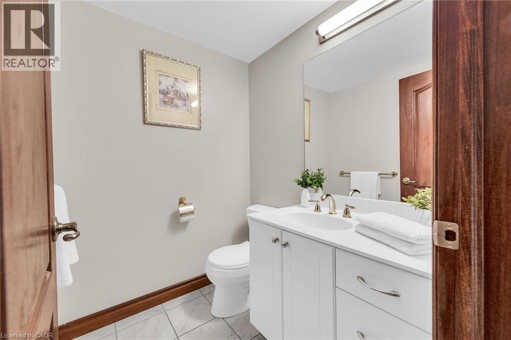 117 Christopher Drive, Hamilton, Ontario  L9B 1G6 - Photo 40 - 40782629