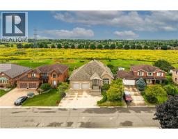 117 CHRISTOPHER Drive, hamilton, Ontario